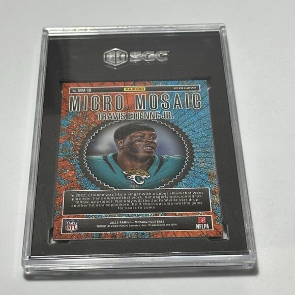 2023 Panini Mosaic Micro Mosaic Travis Etienne #MM-19 NFL - SCG 10 - Jaguars - Picture 4 of 5